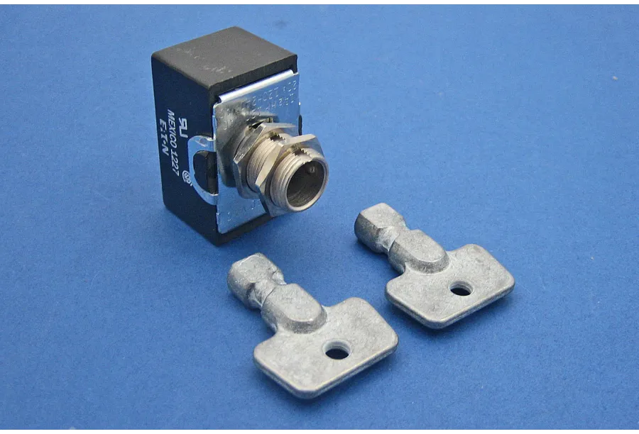 BG PCDCP70B Electric Cooker Switch With Socket And LED, Cooker Control Unit, Double Pole, Screwless Faceplate, Evolve, Polished Copper, 45 A, PCDCP70B